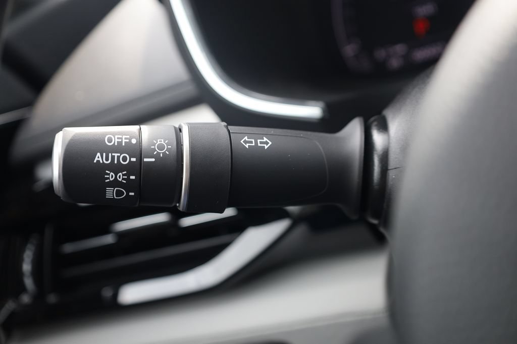 New 2026 Acura MDX w/ Technology Package AWD/4WD image 16