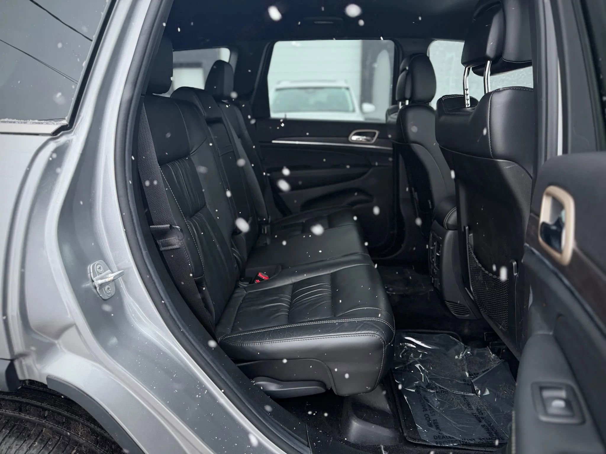 Used 2014 Jeep Grand Cherokee Limited image 20