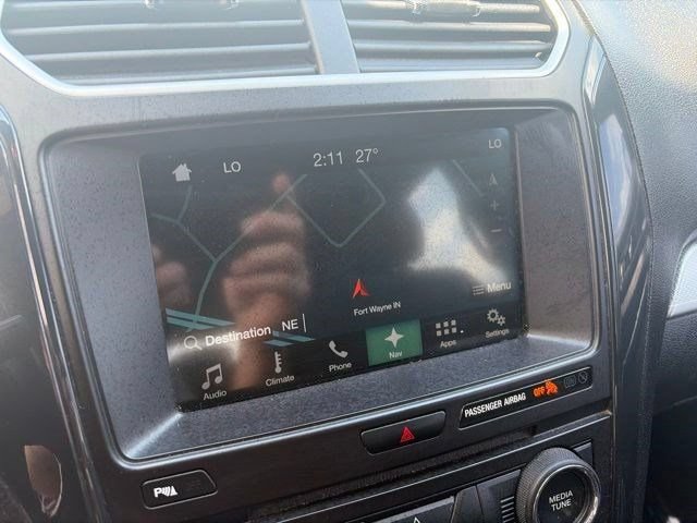 Used 2017 Ford Explorer XLT FWD image 20