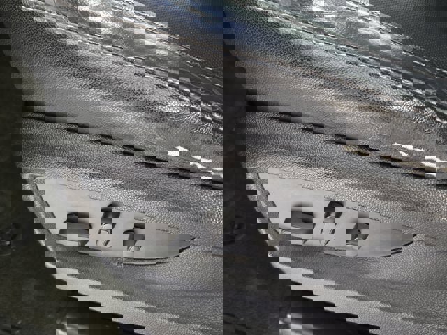 Used 2015 GMC Yukon XL SLT w/ Open Road Package image 21