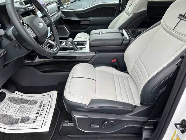 New 2023 Ford F150 Lightning Platinum image 26