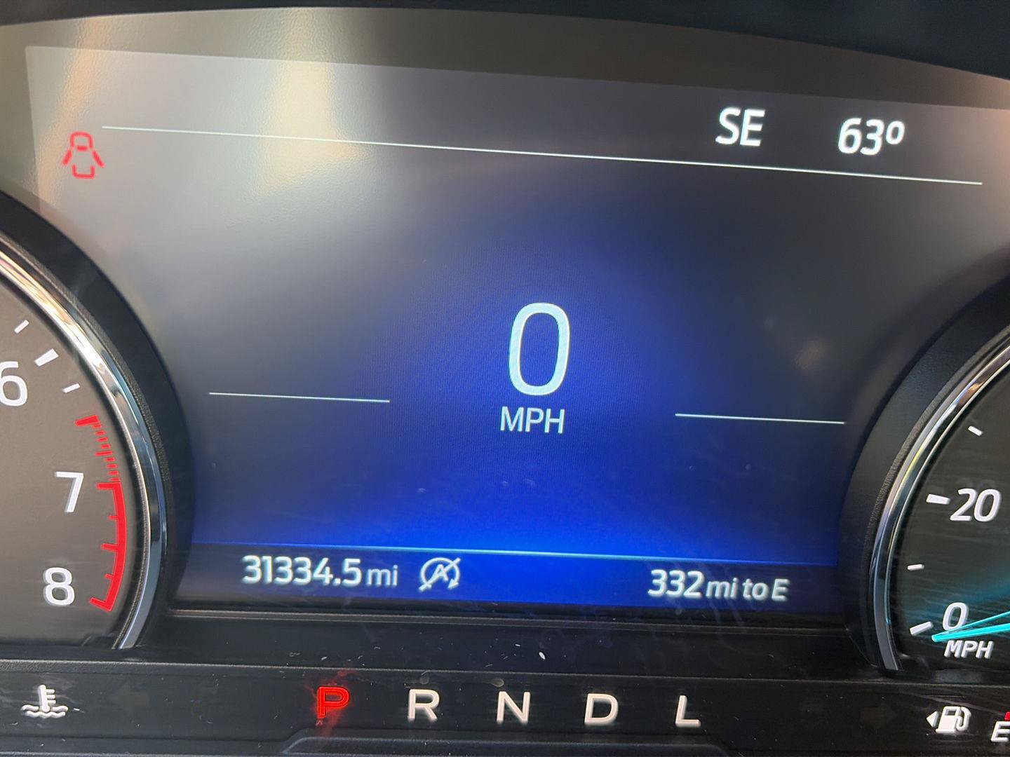 Used 2023 Ford Explorer XLT AWD/4WD image 6