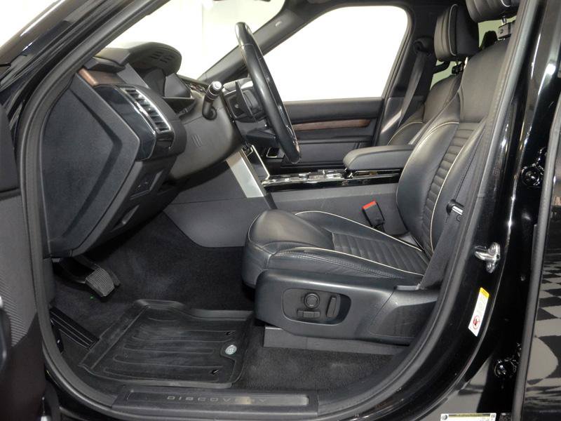 Used 2018 Land Rover Discovery HSE Luxury AWD/4WD image 18