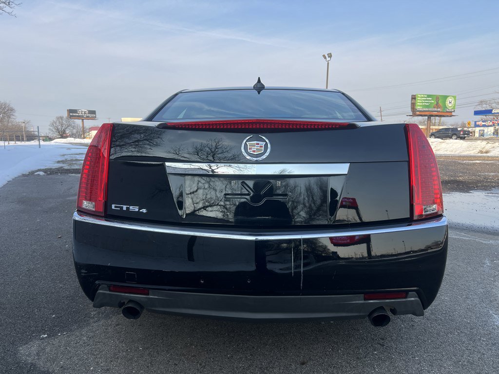 Used 2010 Cadillac CTS Luxury image 4