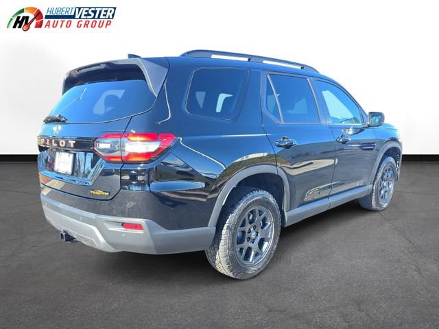New 2026 Honda Pilot TrailSport image 6