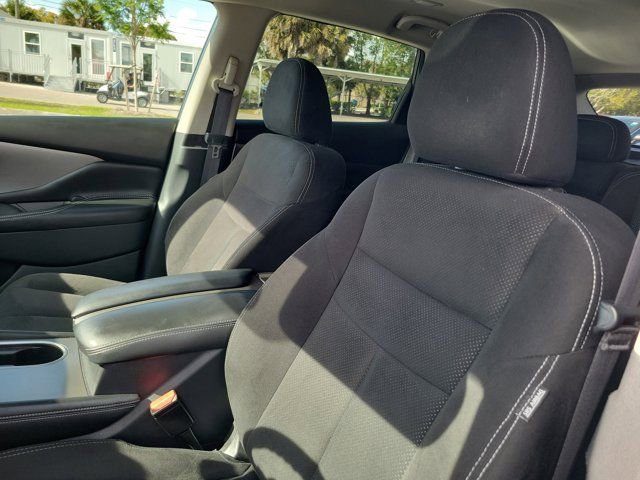 Certified 2019 Nissan Murano S w/ Cargo Package FWD image 20