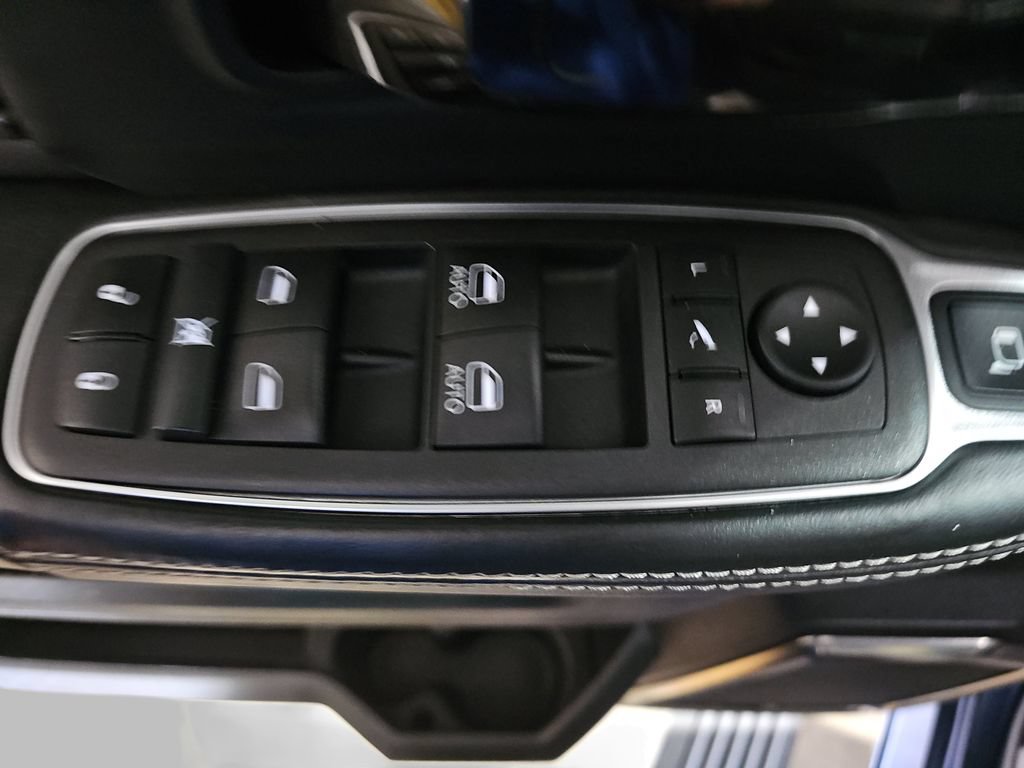 Used 2022 RAM 2500 Limited w/ Night Edition AWD/4WD image 33