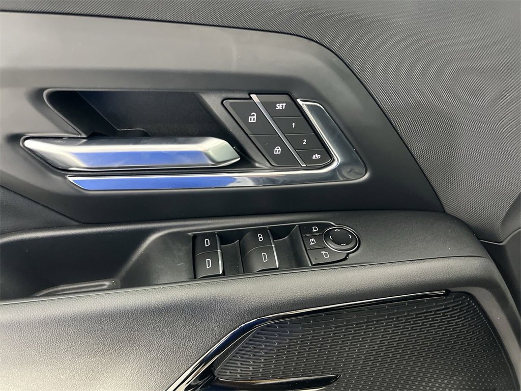 New 2025 Chevrolet Silverado EV LT image 20