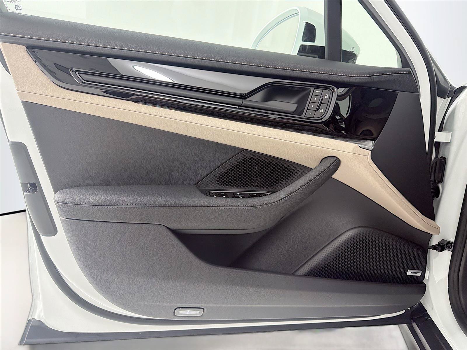 New 2026 Porsche Panamera 4 AWD/4WD image 6