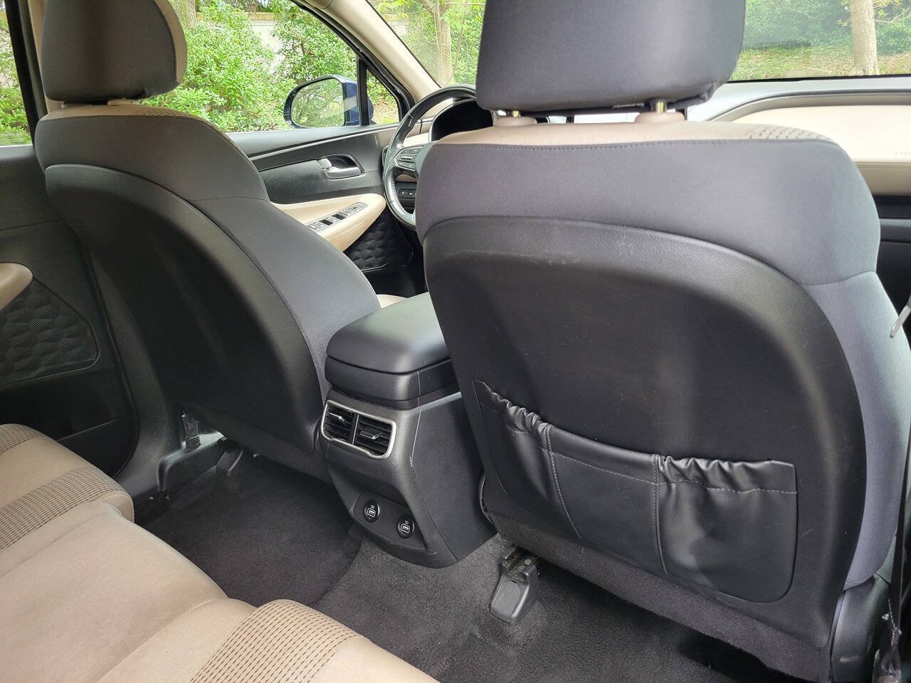 Used 2023 Hyundai Santa Fe SEL FWD image 12