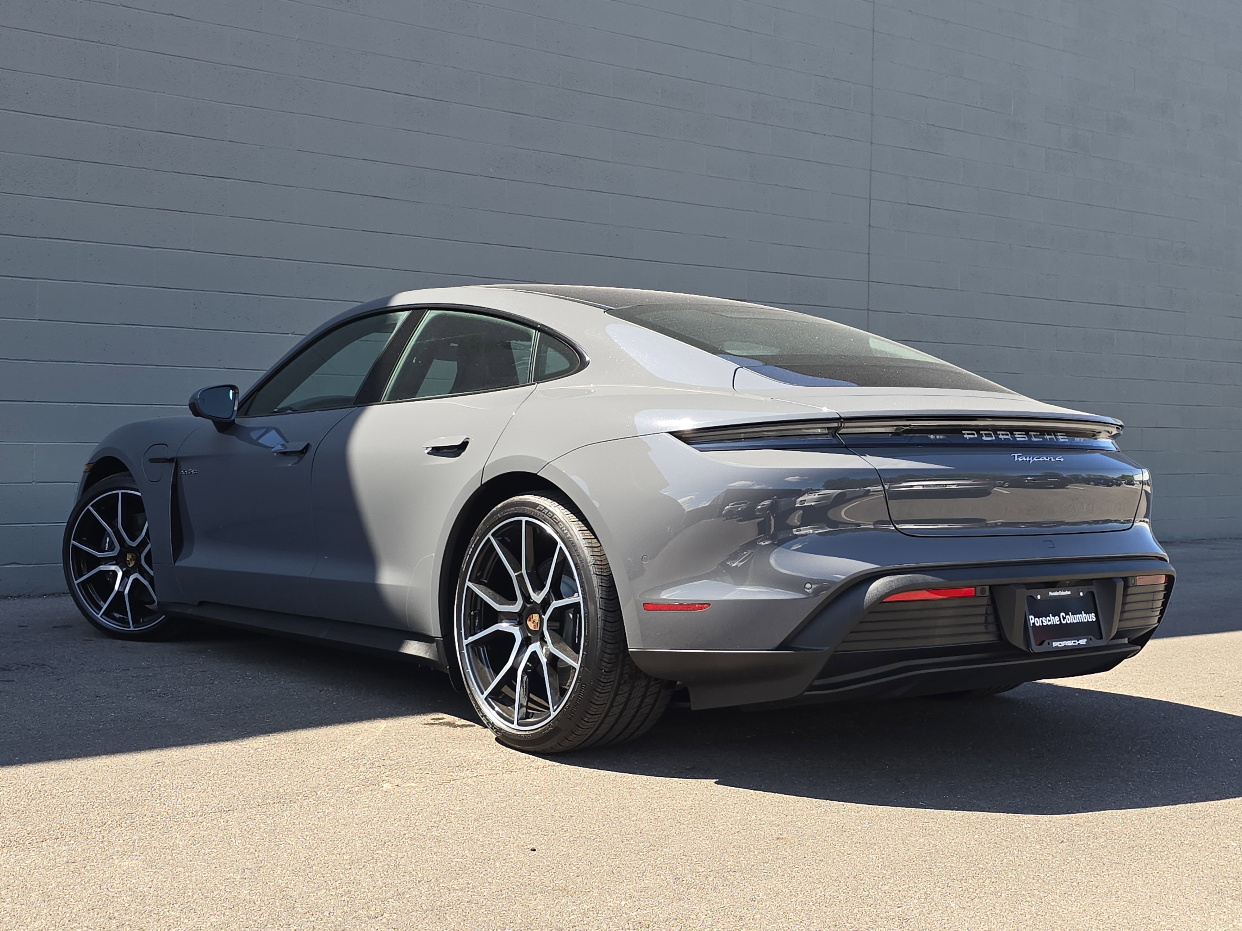 New 2025 Porsche Taycan image 3