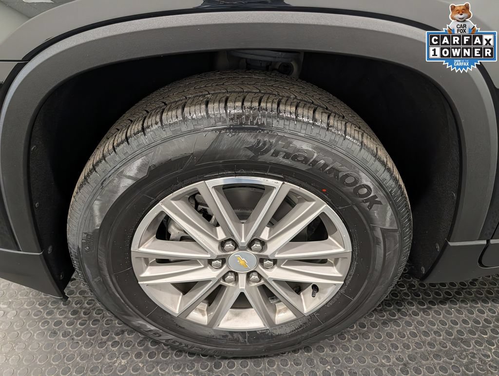 Used 2023 Chevrolet Traverse LT FWD image 8