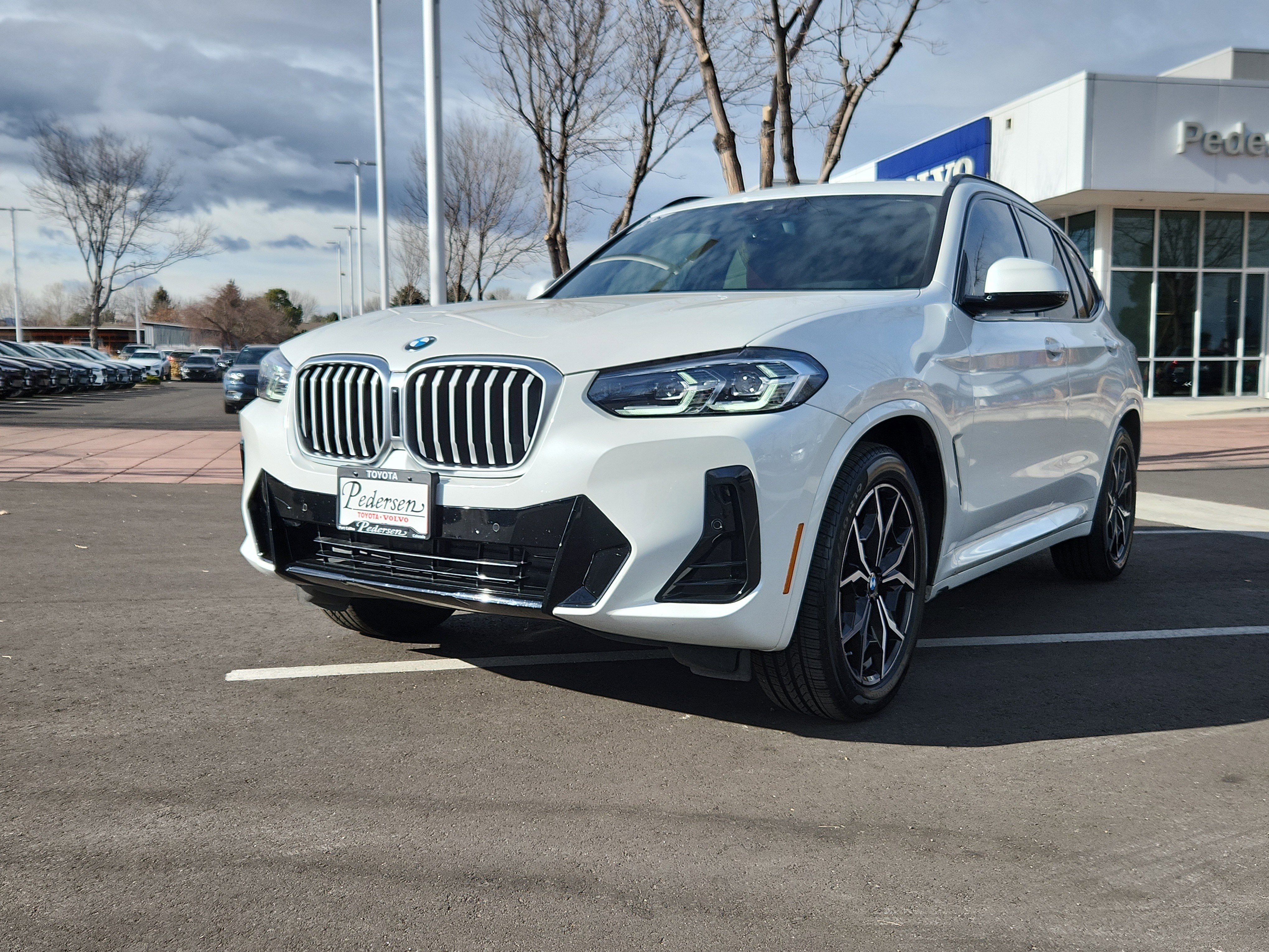 Used 2024 BMW X3 xDrive30i w/ M Sport Package image 4