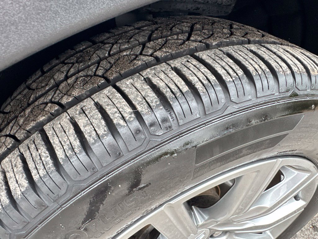 Used 2019 Cadillac XT4 Premium Luxury FWD image 12