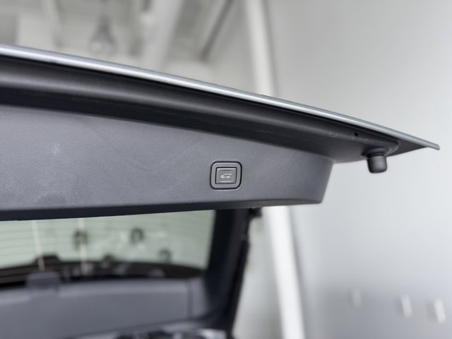 New 2025 Cadillac Lyriq Luxury image 37