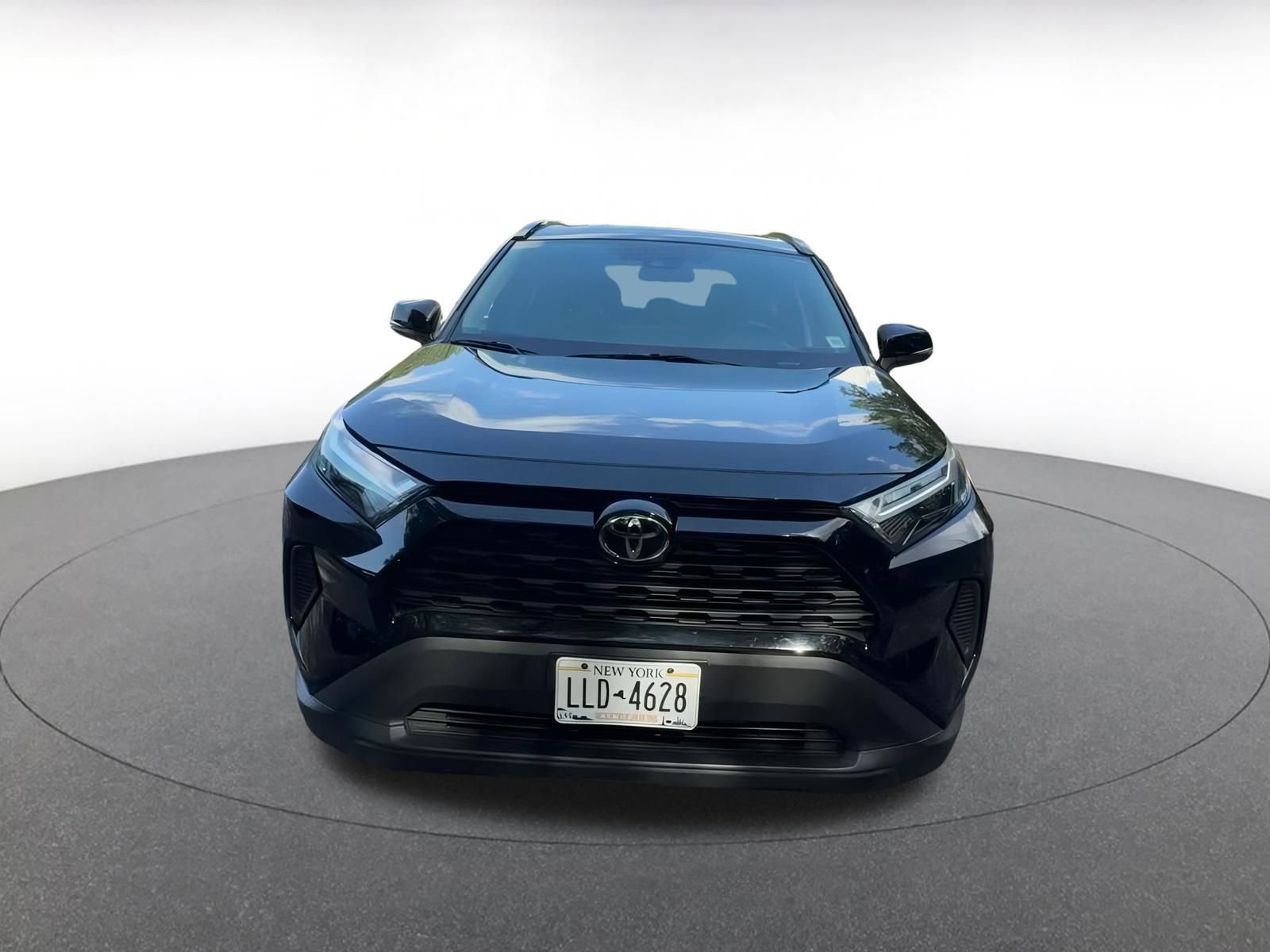 Used 2024 Toyota RAV4 XLE image 4