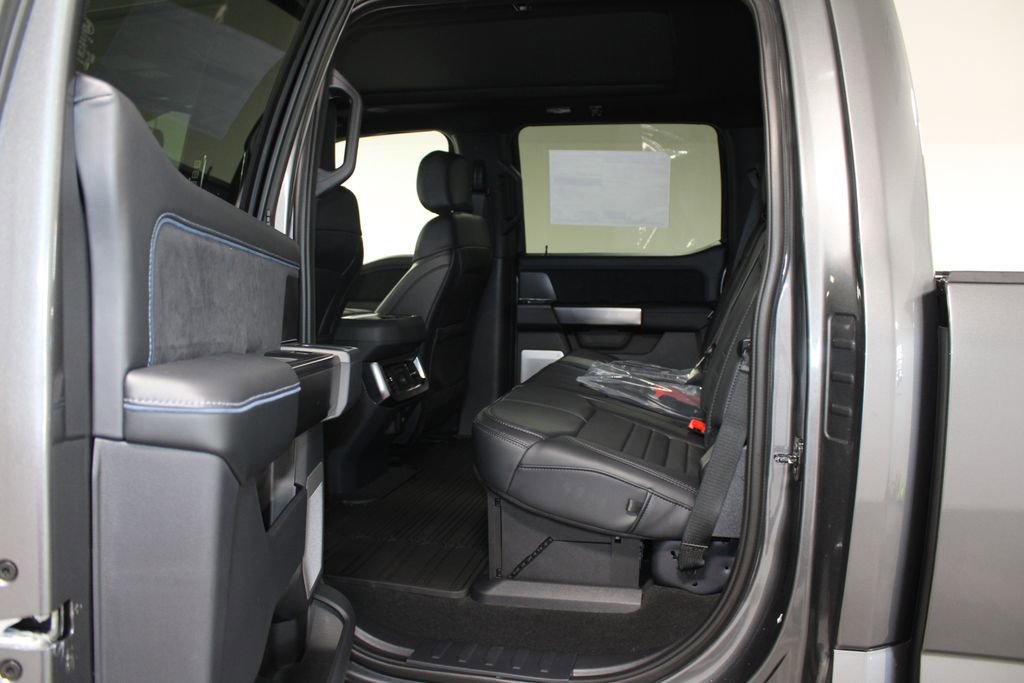 New 2026 Ford F250 Platinum image 28