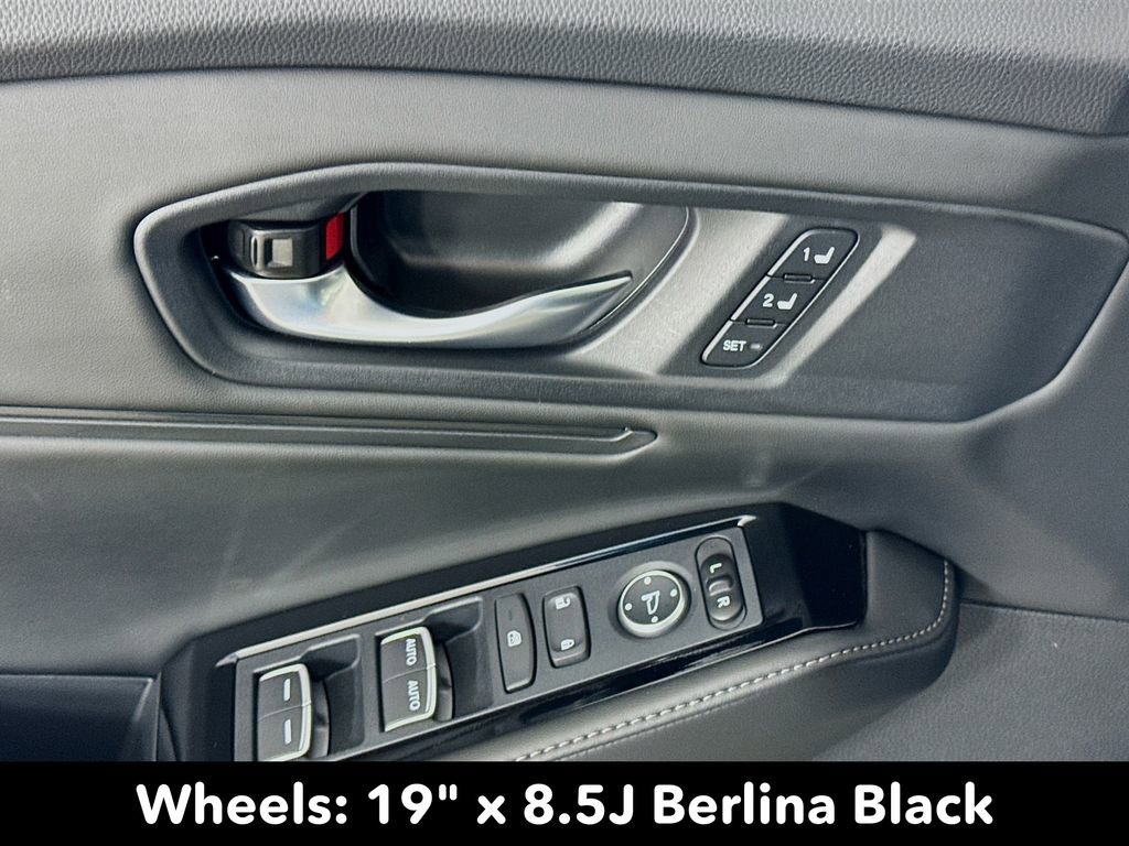 Used 2025 Honda Accord Touring image 22