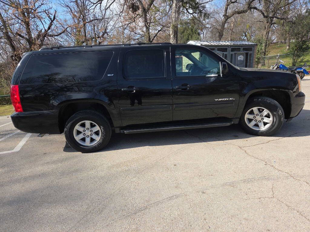 Used 2012 GMC Yukon XL SLT w/ SLT-2 Equipment Package image 7
