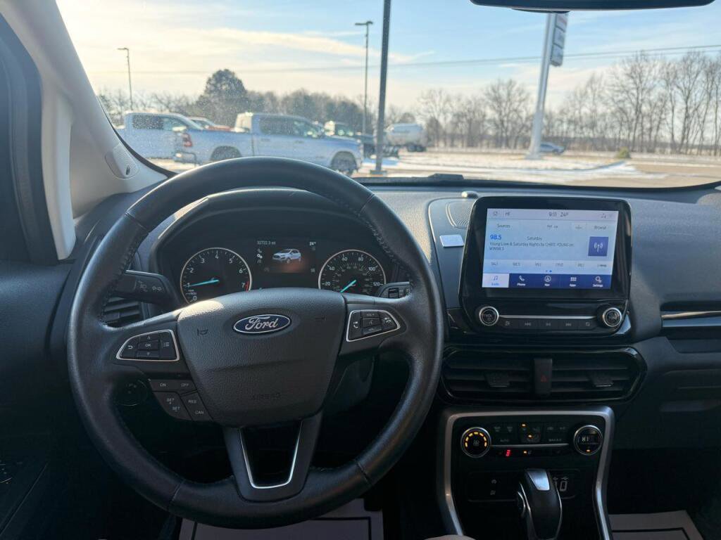 Used 2022 Ford EcoSport Titanium image 12