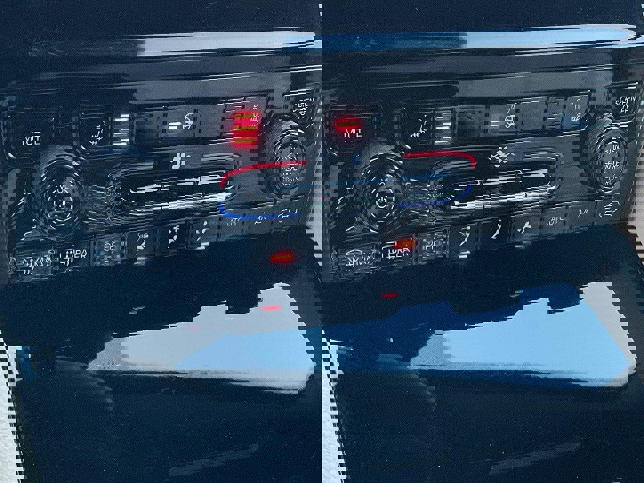 Used 2023 Jeep Grand Cherokee Limited w/ Trailer Tow Prep Group (B) image 40