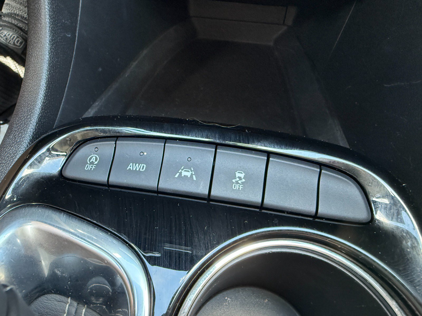 Used 2023 Buick Encore GX Select AWD/4WD image 31