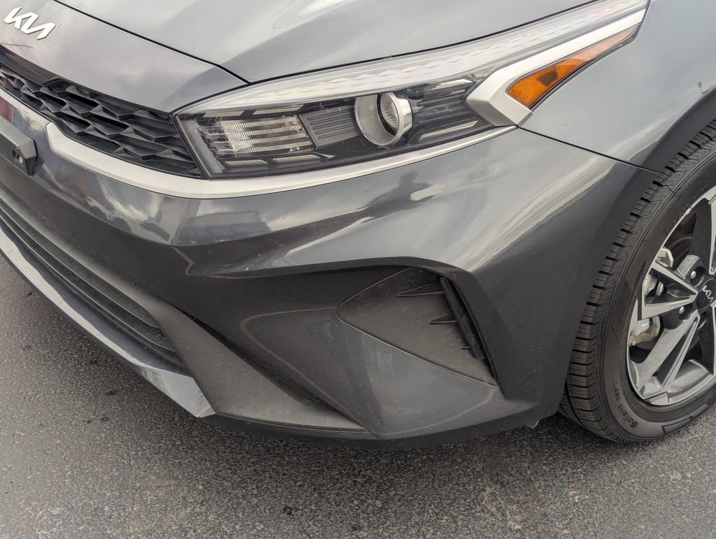 Used 2024 Kia Forte LXS image 12