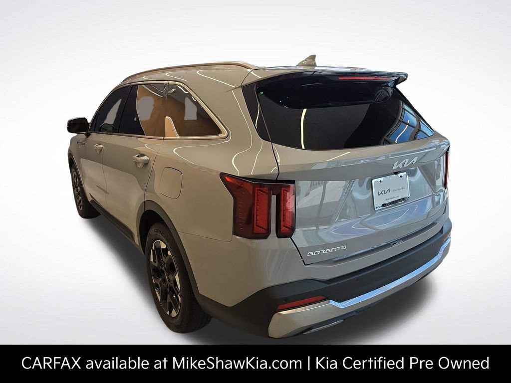 Certified 2024 Kia Sorento S w/ Panoramic Sunroof Package FWD image 4