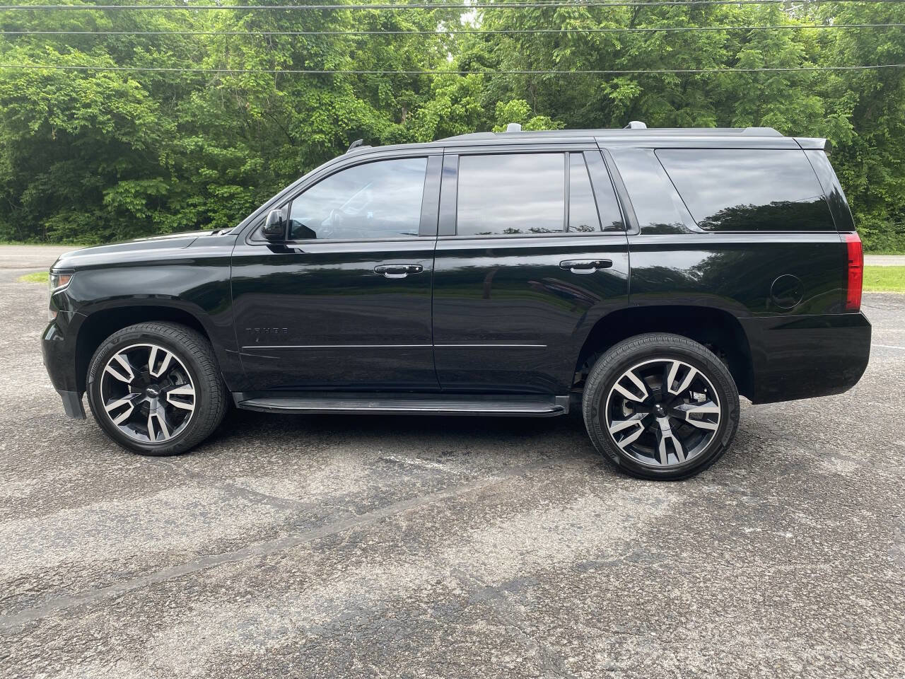 Used 2019 Chevrolet Tahoe Premier image 12