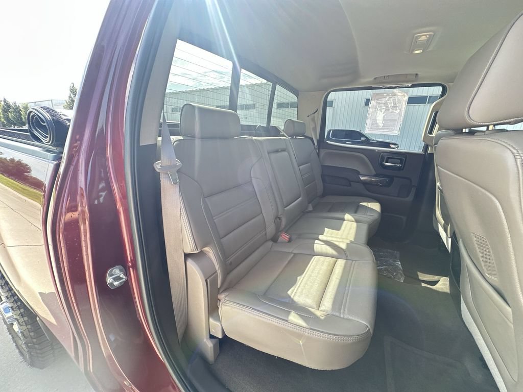 Certified 2015 GMC Sierra 2500 Denali w/ Duramax Plus Package AWD/4WD image 28