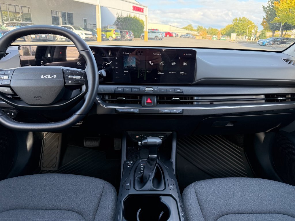 Certified 2025 Kia K4 EX FWD image 23