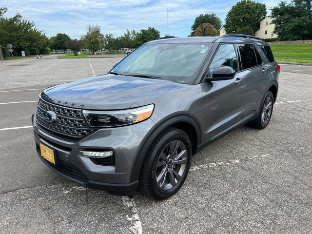 Certified 2023 Ford Explorer XLT w/ Equipment Group 202A AWD/4WD image 5