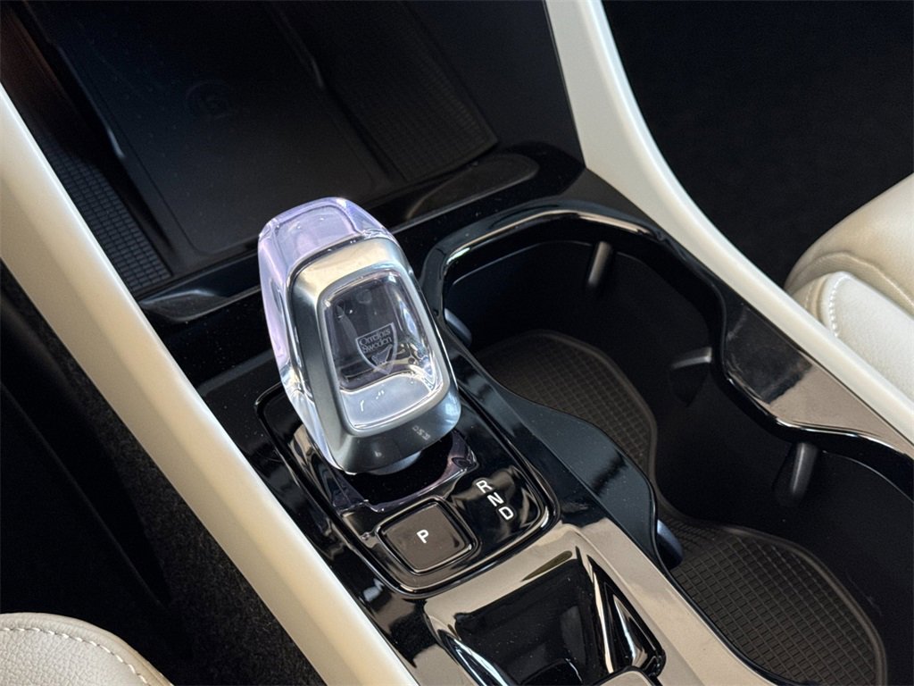 New 2026 Volvo XC40 B5 Plus w/ Protection Package Premier image 20