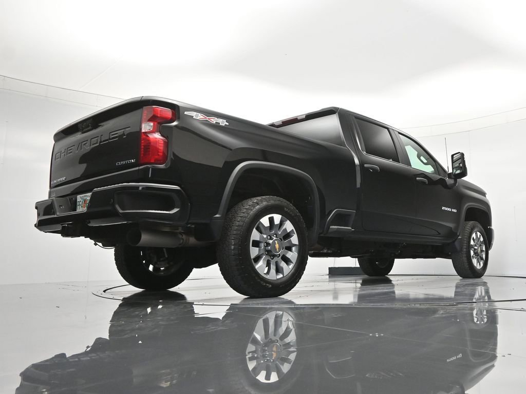 Used 2024 Chevrolet Silverado 2500 Custom w/ Custom Value Package AWD/4WD image 39