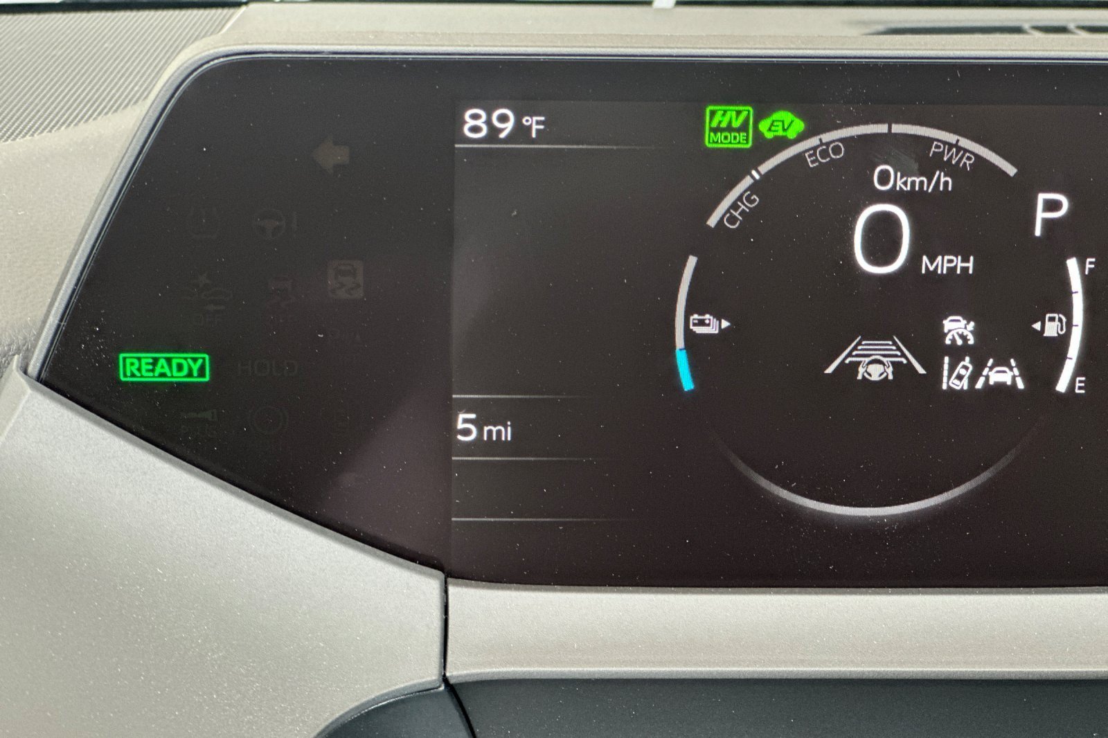 New 2026 Toyota Prius Plug-In Hybrid FWD image 23