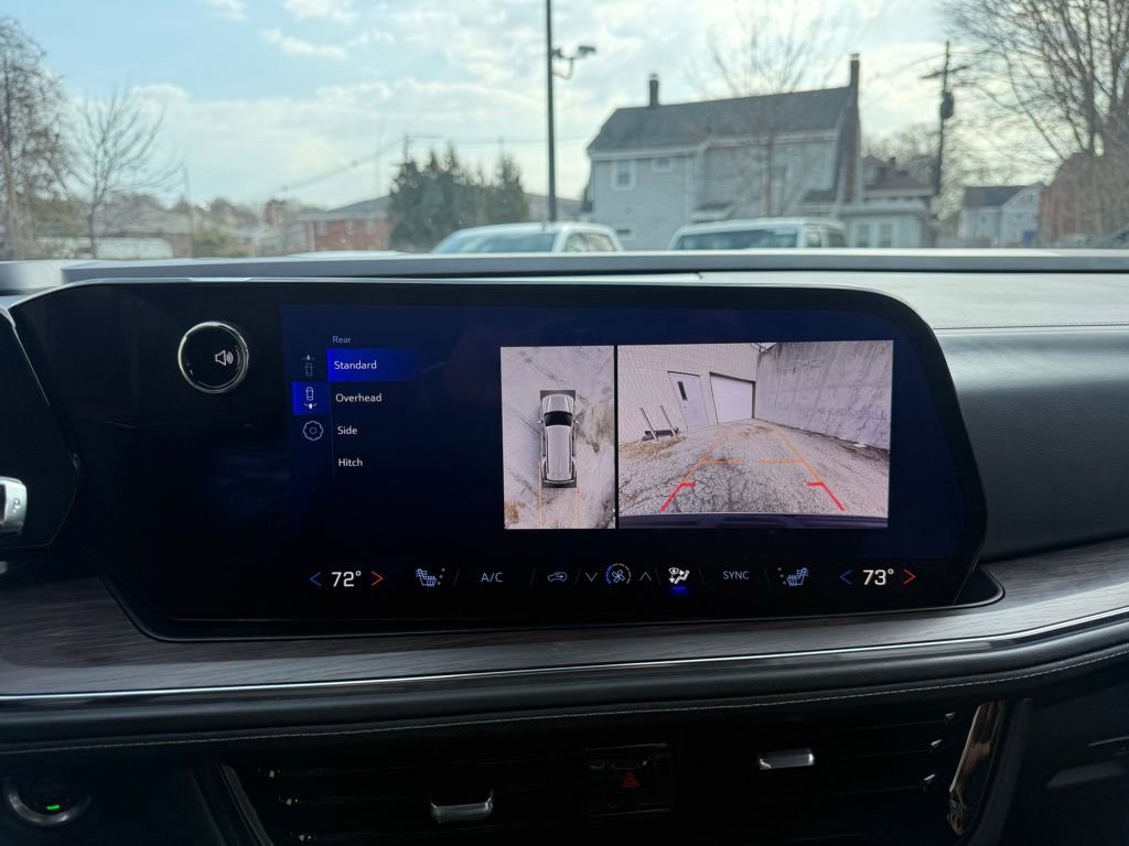 Used 2025 Chevrolet Tahoe Z71 image 22