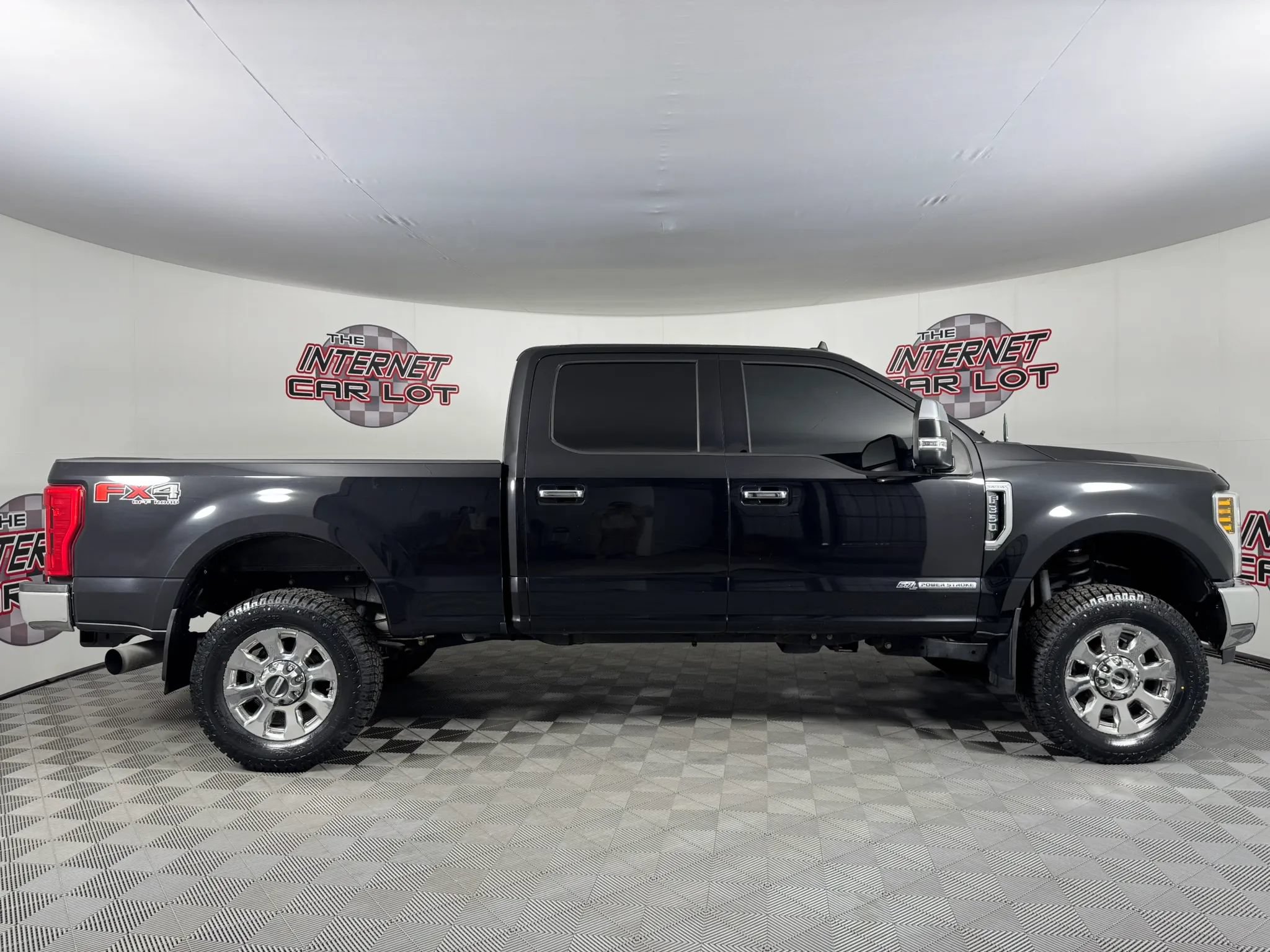 Used 2019 Ford F350 Lariat w/ Chrome Package AWD/4WD image 8