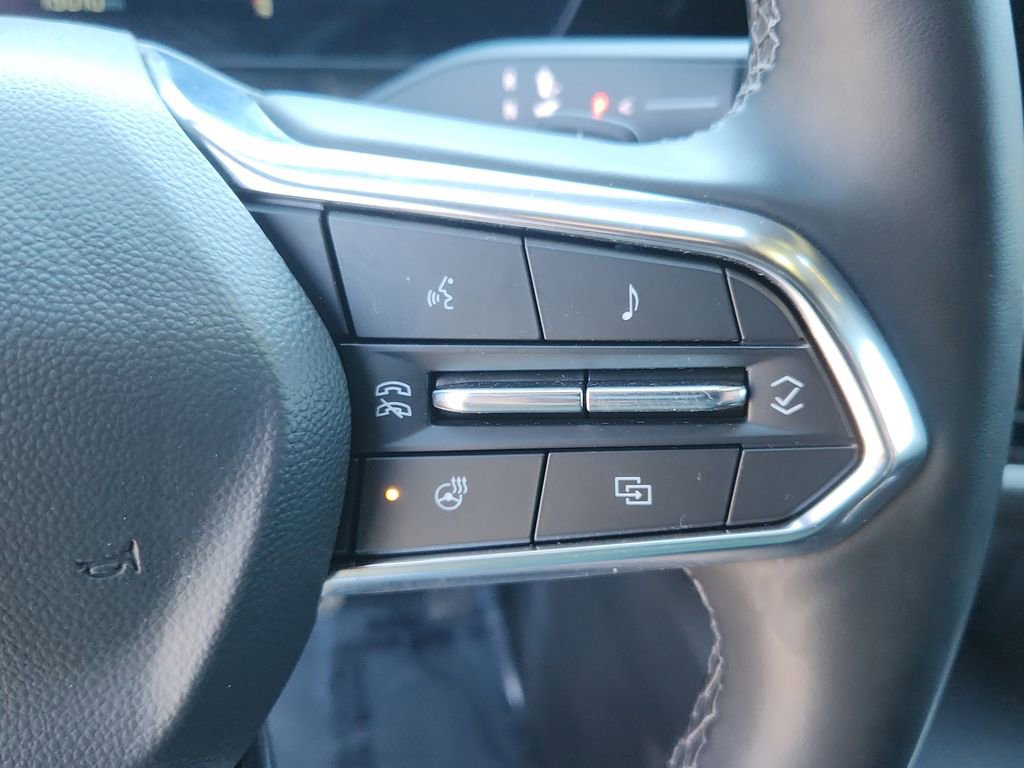 Used 2025 Chevrolet Equinox LT image 20