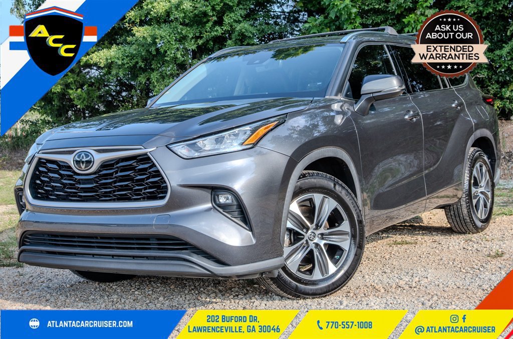 Used 2020 Toyota Highlander XLE FWD image 1