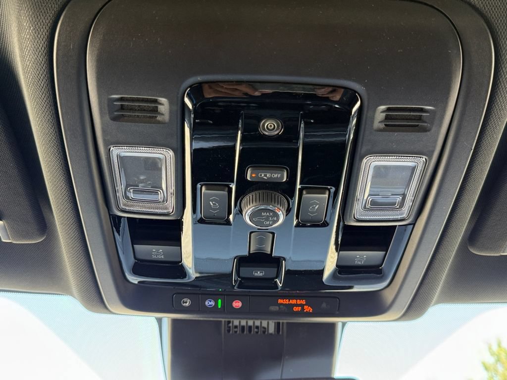 New 2026 Chevrolet Suburban RST AWD/4WD image 18