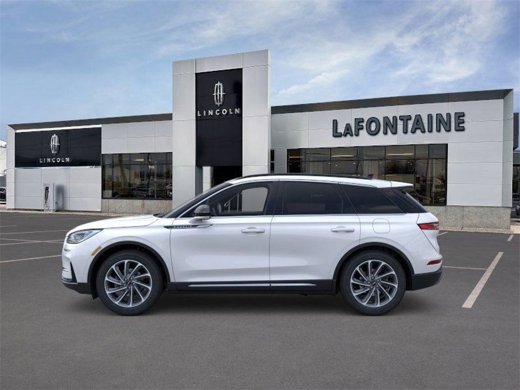 New 2026 Lincoln Corsair Premiere image 3