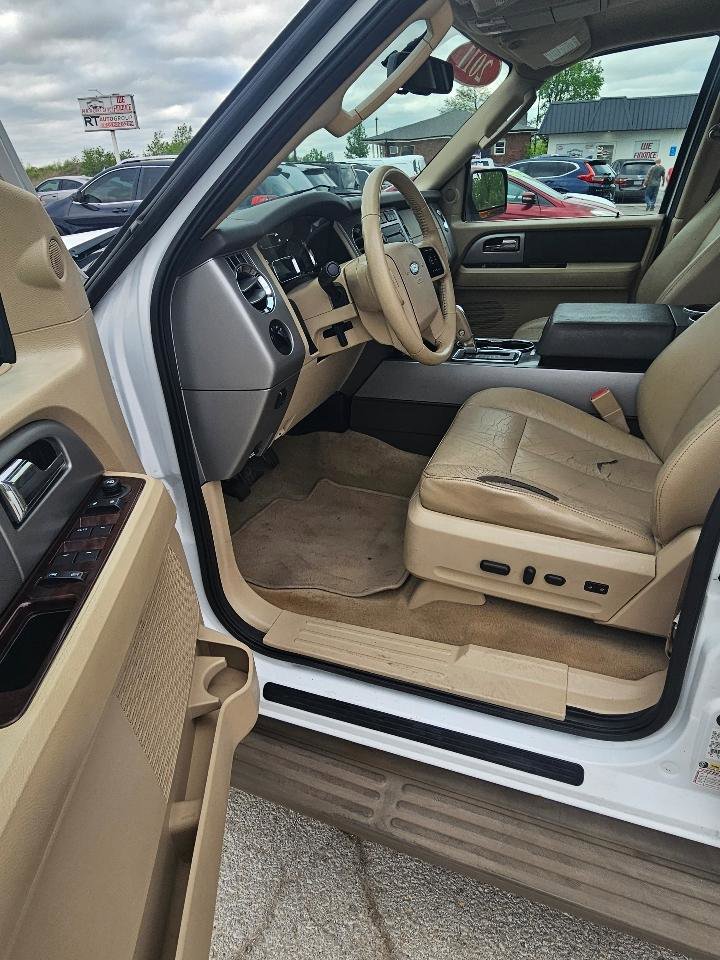 Used 2011 Ford Expedition XLT w/ 201A Rapid Spec Order Code RWD image 18