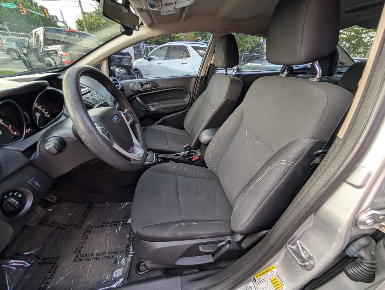 Used 2018 Ford Fiesta SE FWD image 15