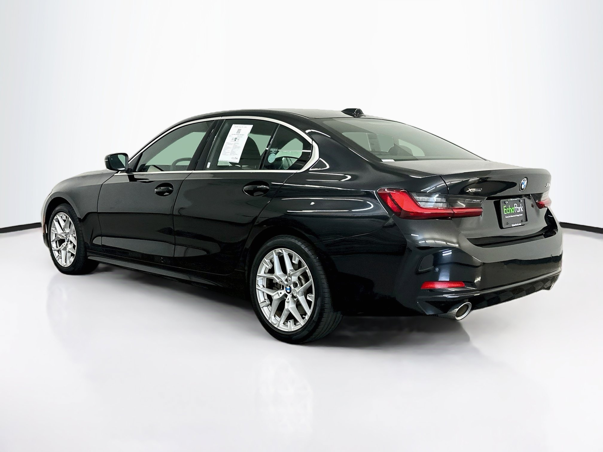 Used 2026 BMW 330i xDrive Sedan AWD/4WD image 5