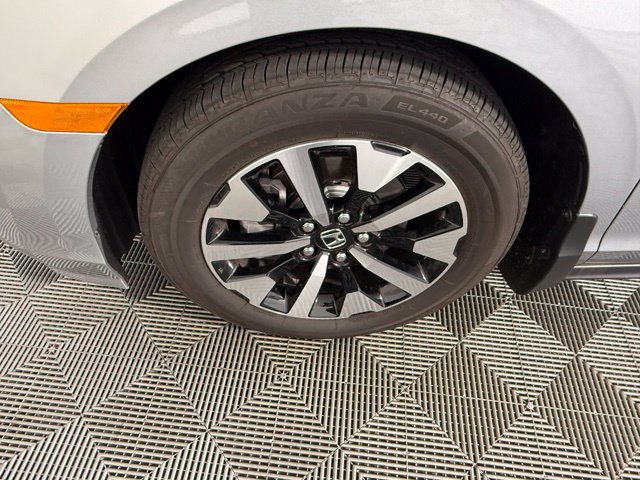 Used 2026 Honda Odyssey EX-L image 13