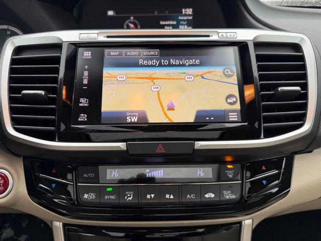 Used 2016 Honda Accord Touring image 19