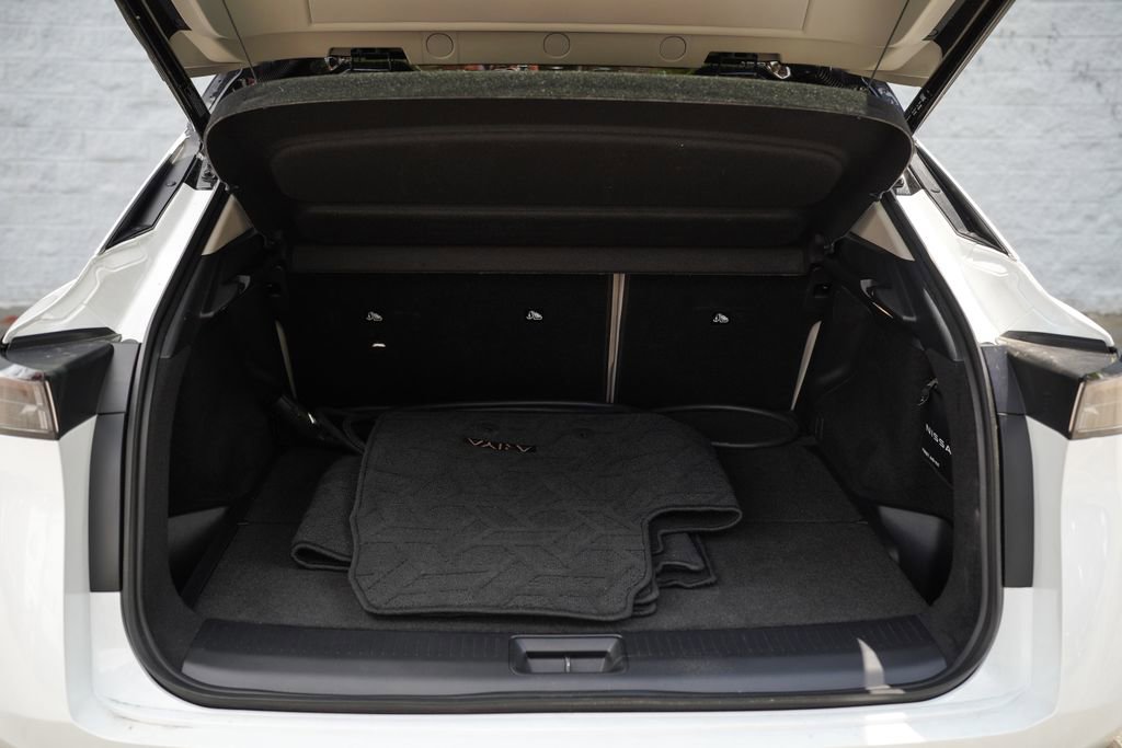 Used 2023 Nissan Ariya FWD image 40