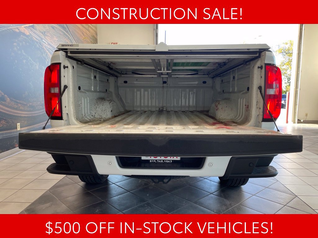 Used 2022 Chevrolet Colorado LT w/ Fleet Safety Package RWD image 9