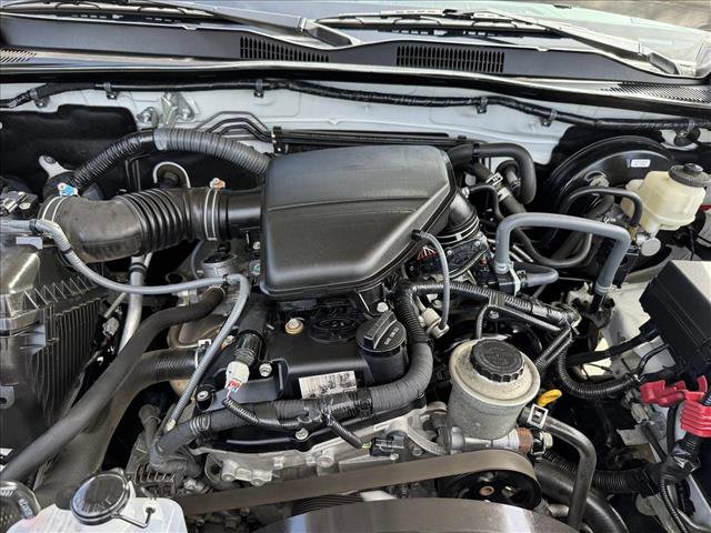 Used 2017 Toyota Tacoma SR5 w/ SR5 Appearance Package (SM) RWD image 20