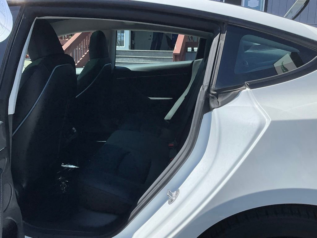 Used 2023 Tesla Model 3 Standard Range image 7